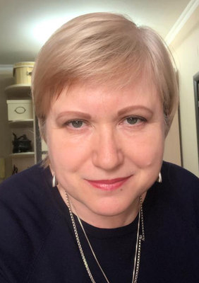 КАНАХИНА<br/>Юлия Станиславовна Старший бухгалтер