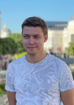 СЫРОВАТКИН<br/>Станислав Олегович Специалист технической поддержки ИТ